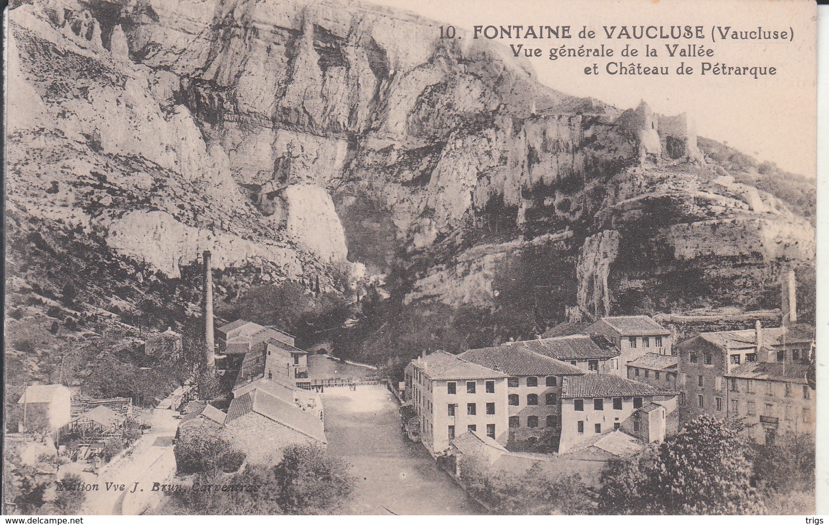 Fontaine De Vaucluse - Vue Générale De La Vallée Et Château De Pétrarque - L'Isle Sur Sorgue