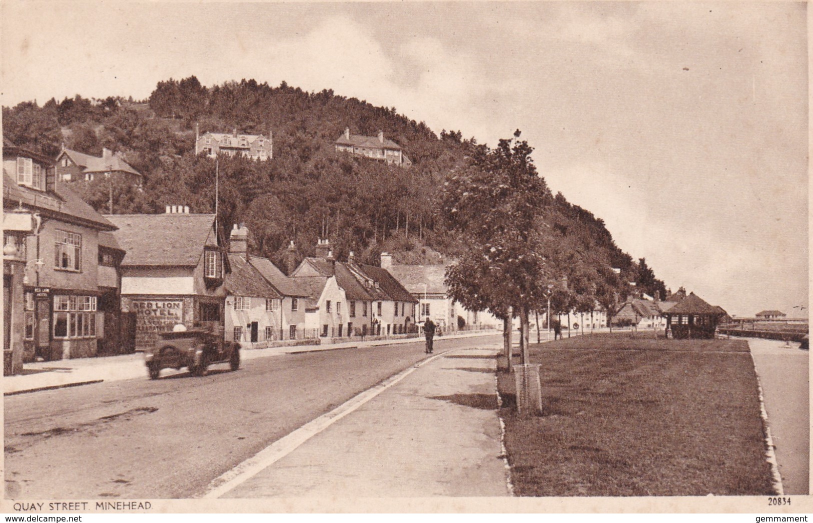 MINEHEAD - QUAY STREET - Minehead