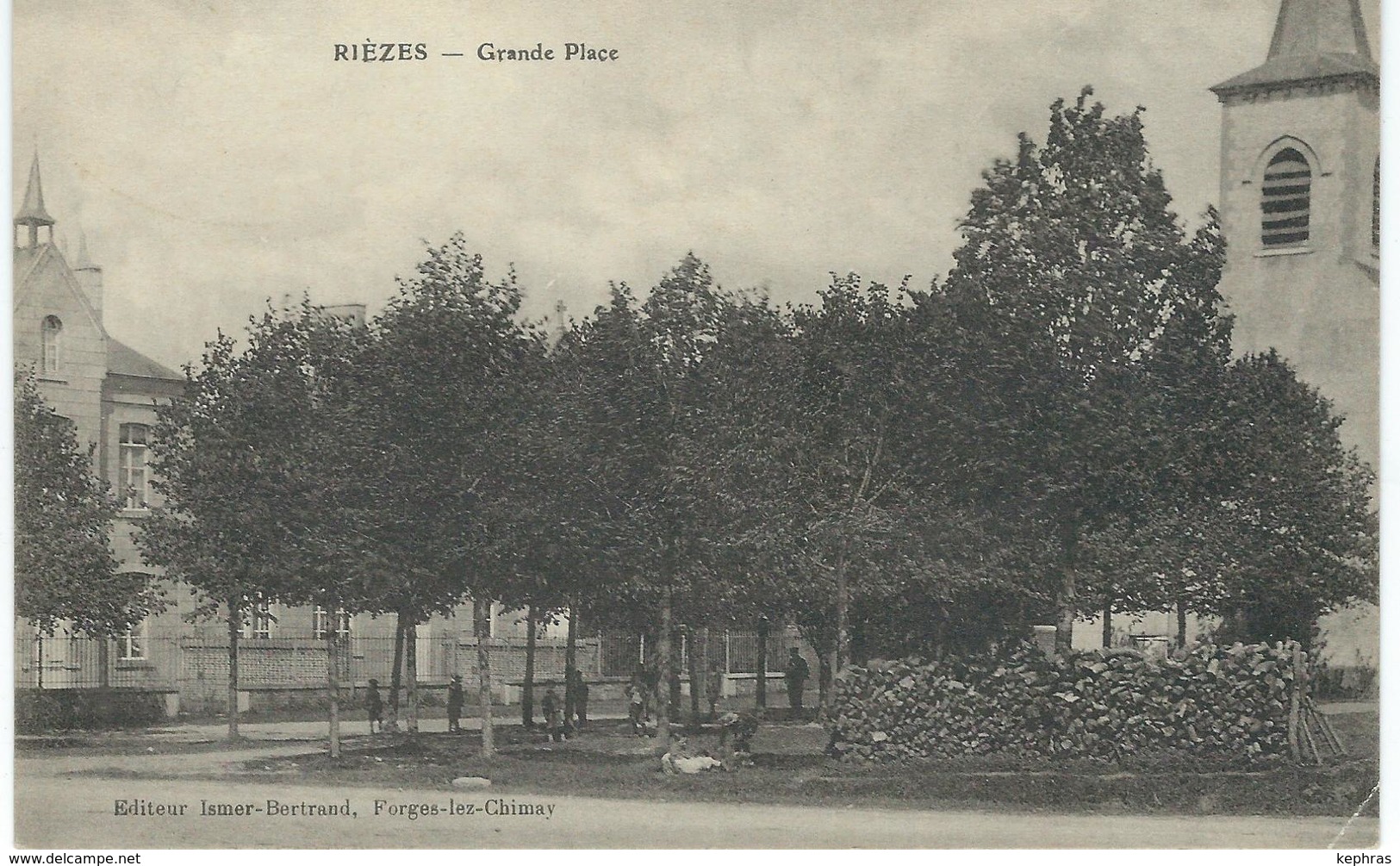 RIEZES : Grande Place - RARE VARIANTE - Courrier De 1913 - Chimay