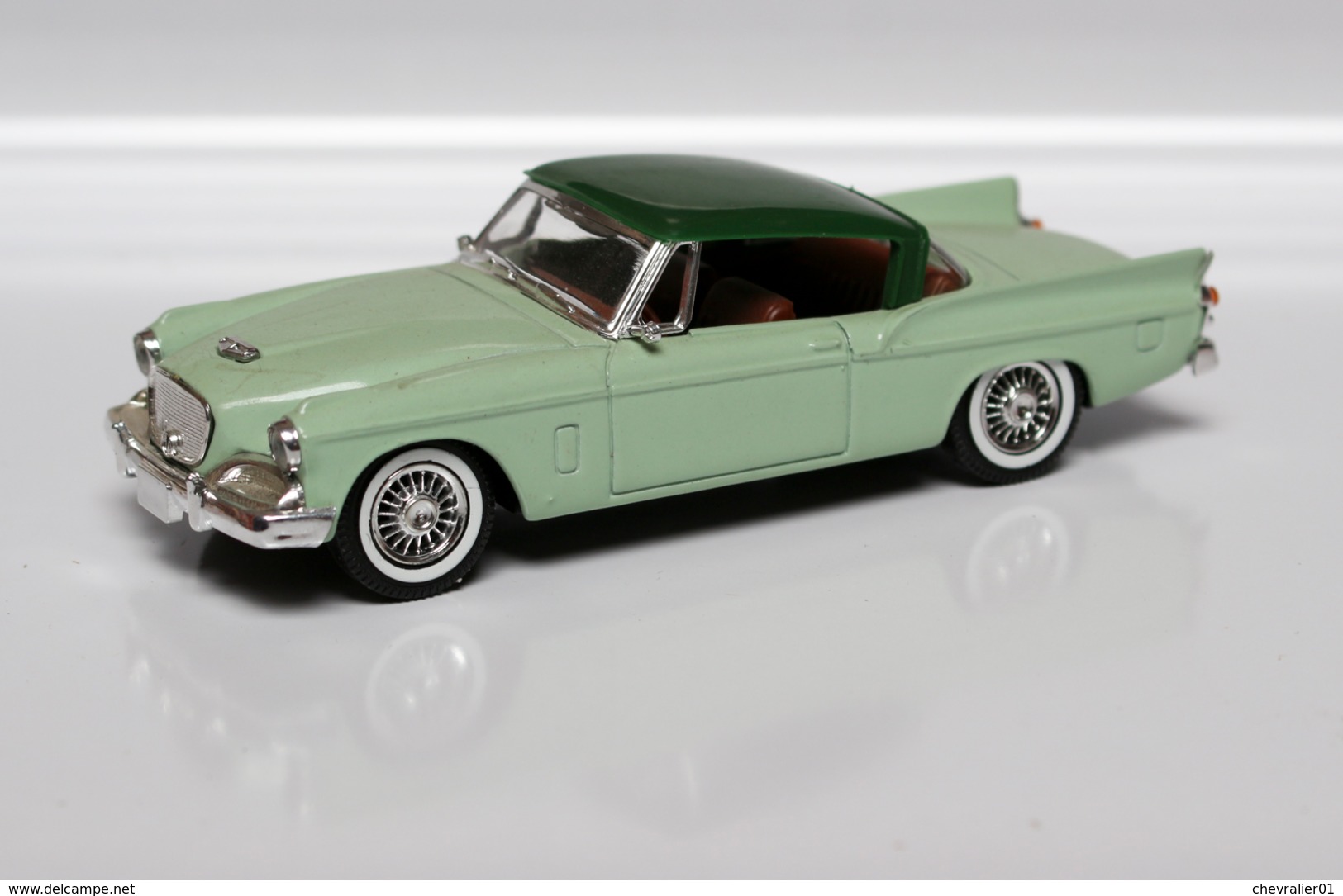 Voiture_202_Studebaker 1957 Silver Hawk_solido_1:43 - Autres & Non Classés