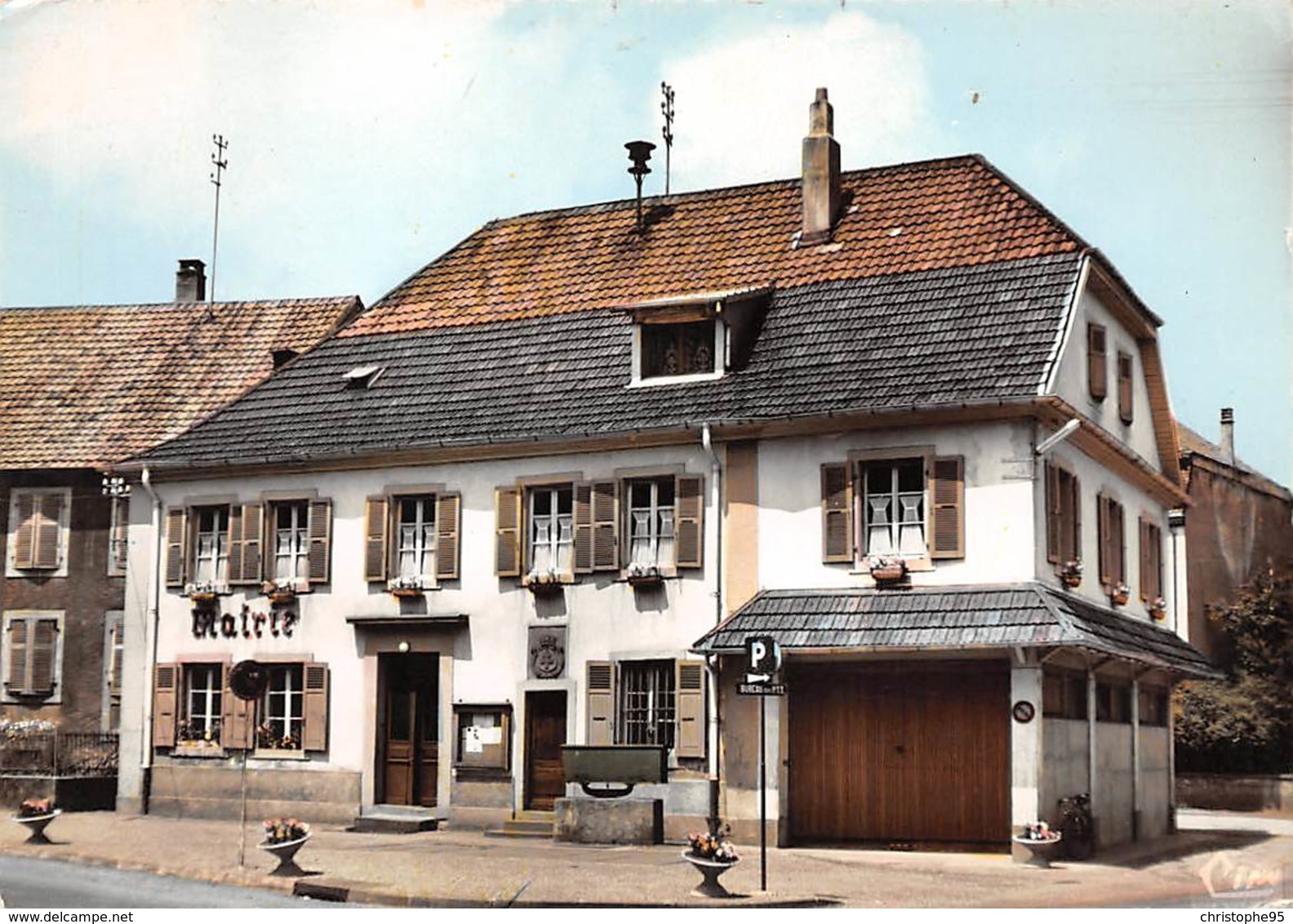 68 .n° 21756 . Liepvre . La Mairie .vue Generale .cpsm.10.5 X 15cm . - Lièpvre