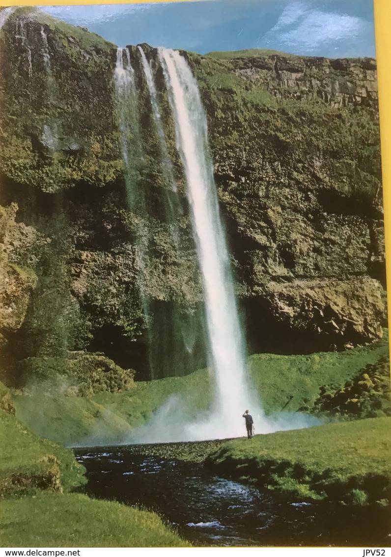 (3082) Iceland - Seljalandsfoss - A Waterfall In South Iceland - Islande