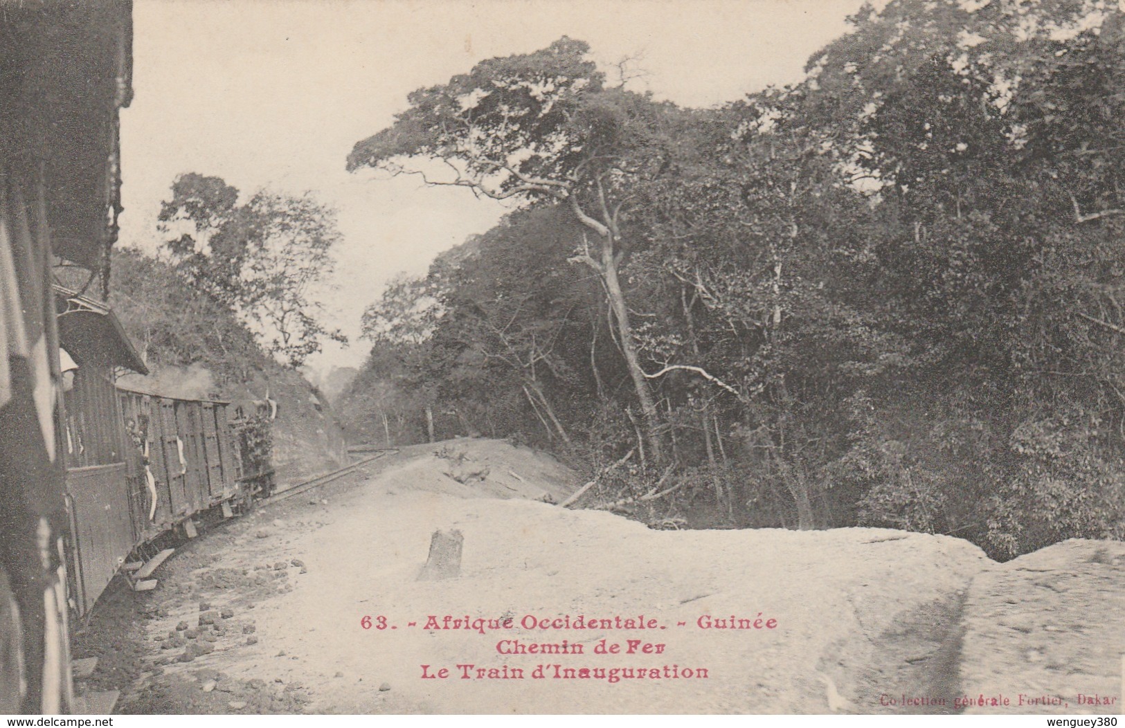 GUINEE       Chemin De Fer    Le Train D'Inauguration   TB PLAN RARE - Guinea