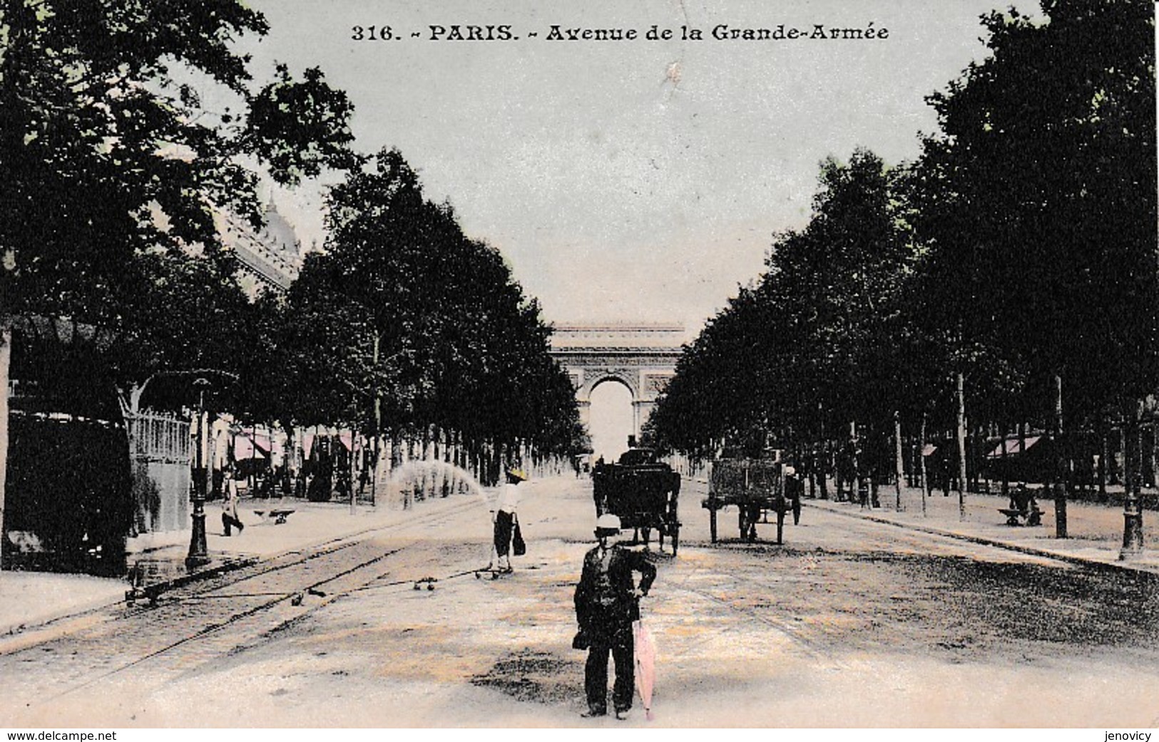 PARIS AVENUE DE LA GRANDE ARMEE ,NETTOYAGE DE LA CHAUSSEE ,COULEUR    COULEUR REF 62785 - Arrondissement: 16