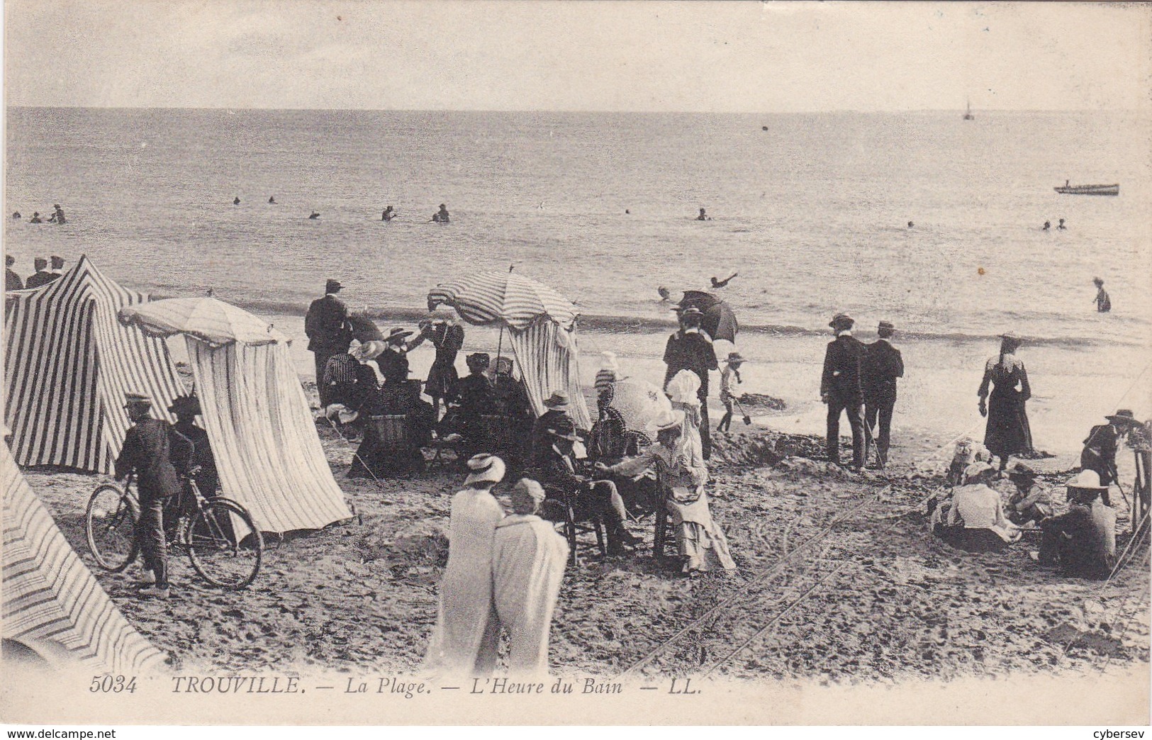 TROUVILLE-sur-MER - La Plage - L'Heure Du Bain - Trouville