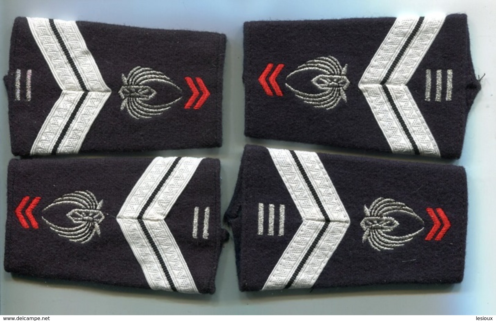 X309 LOT DE 2 PAIRES DE FOURREAU D'EPAULE EPAULETTE TRAIN ARMEE DE TERRE - Ecussons Tissu