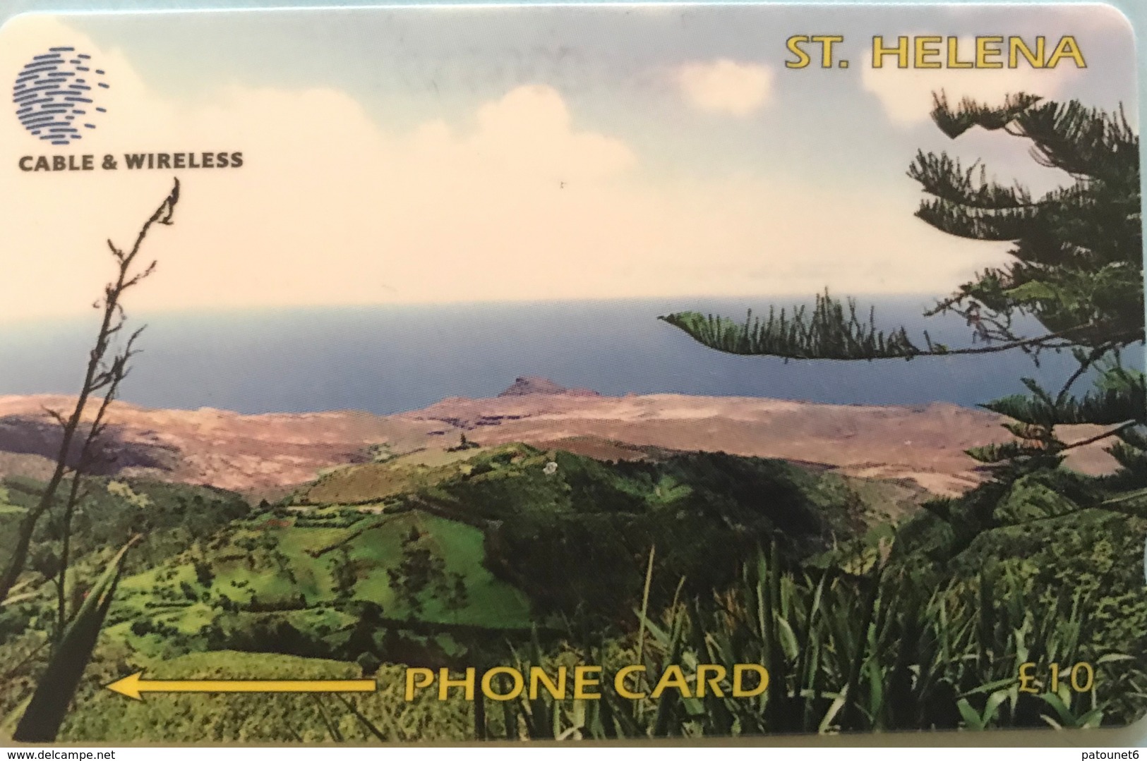 SAINTE-HELENE  -  Cable  § Wireless  -  " Former Governor "  -  £10,00 - St. Helena