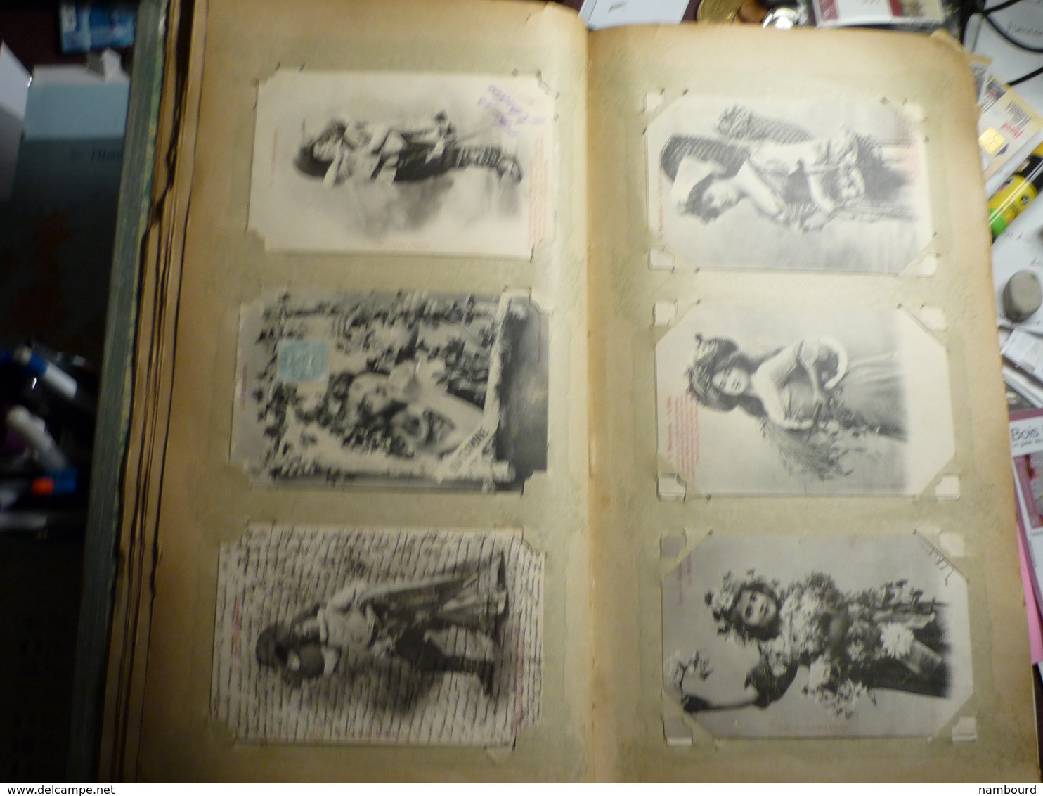 Lot de 696 cartes fantaisie Bergeret dans un gros album ancien de 232 pages