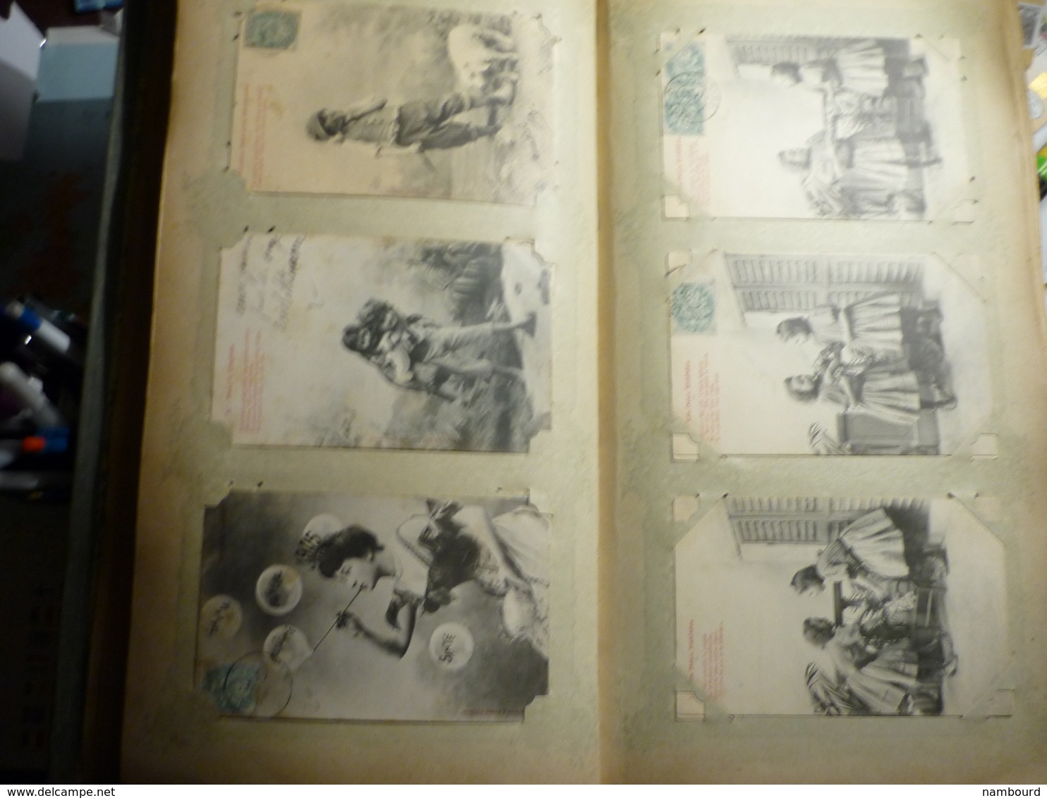 Lot de 696 cartes fantaisie Bergeret dans un gros album ancien de 232 pages