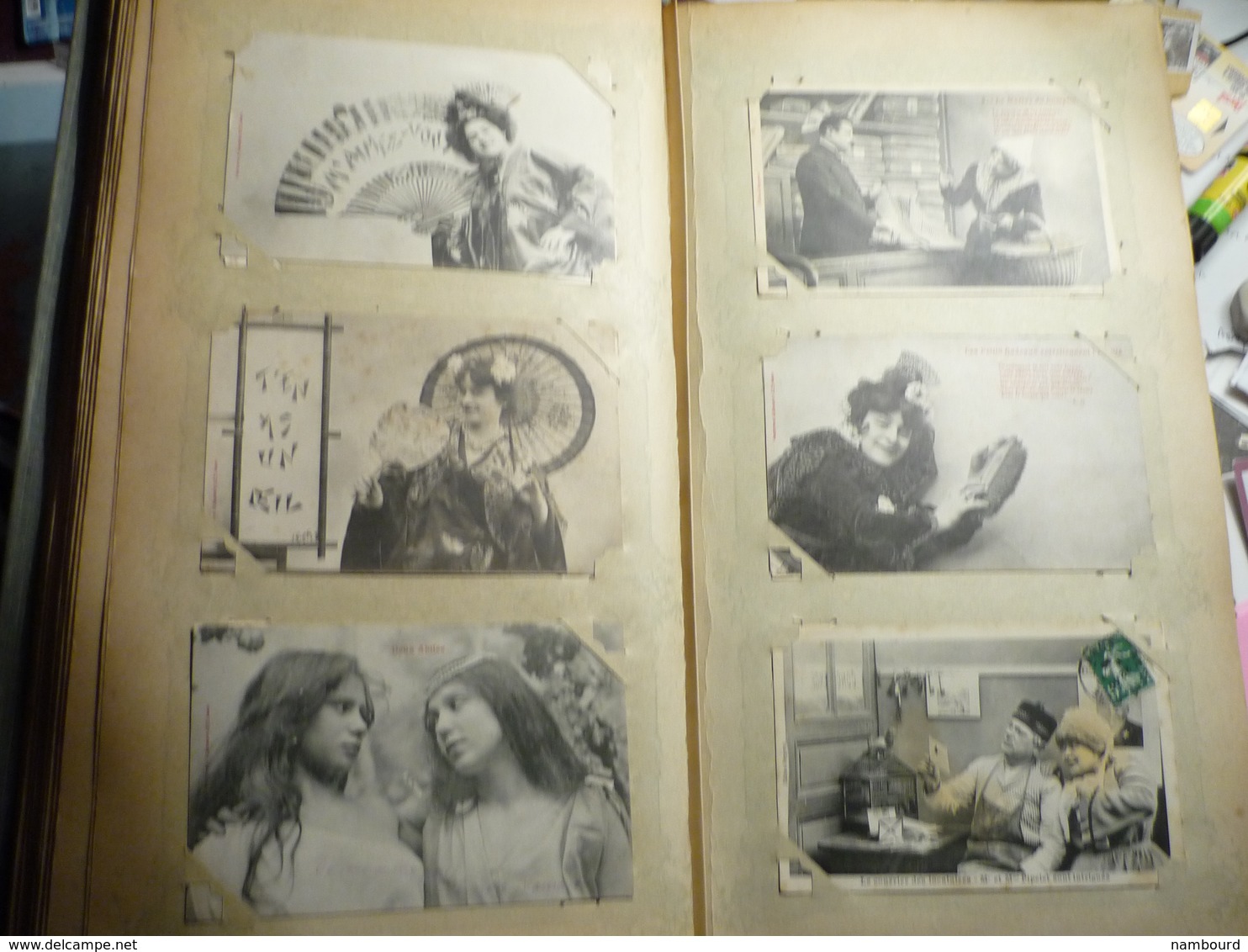 Lot de 696 cartes fantaisie Bergeret dans un gros album ancien de 232 pages