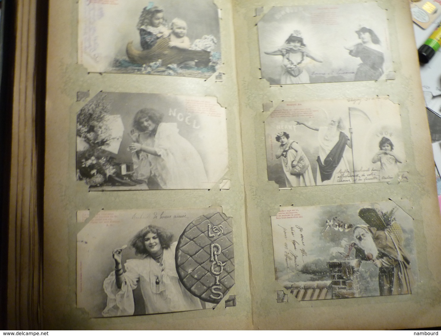 Lot de 696 cartes fantaisie Bergeret dans un gros album ancien de 232 pages