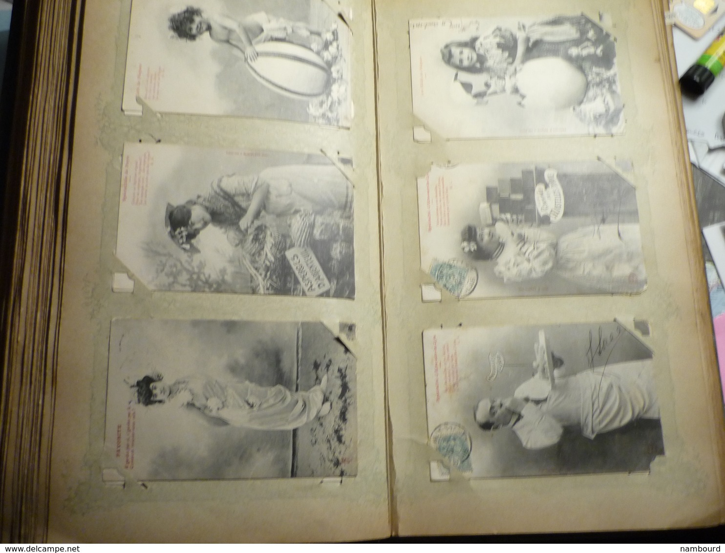 Lot de 696 cartes fantaisie Bergeret dans un gros album ancien de 232 pages