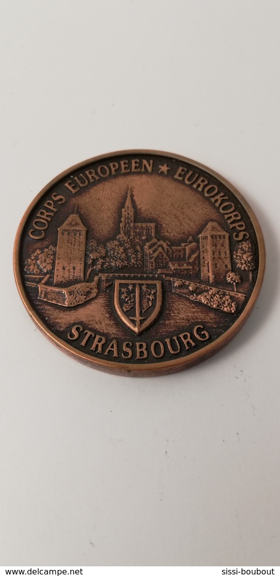 Médaille En Bronze - "CORPS EUROPEEN - STRASBOURG - EUROKORPS - Autres & Non Classés