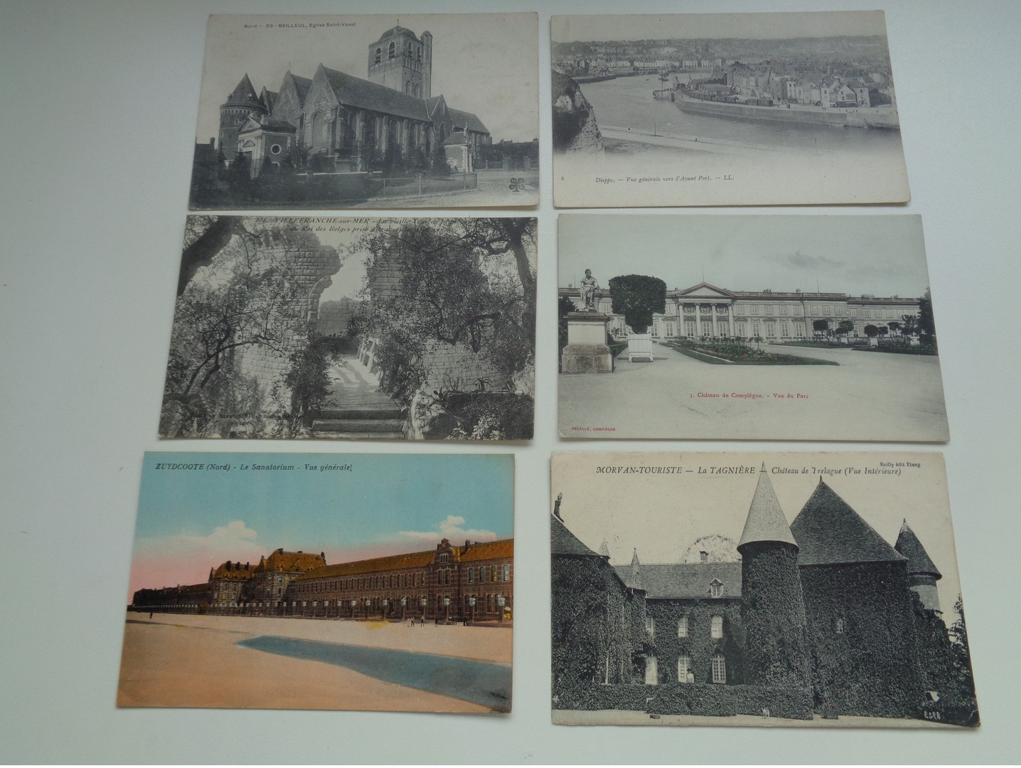 Beau lot de 60 cartes postales de France      Mooi lot van 60 postkaarten van Frankrijk    - 60 scans