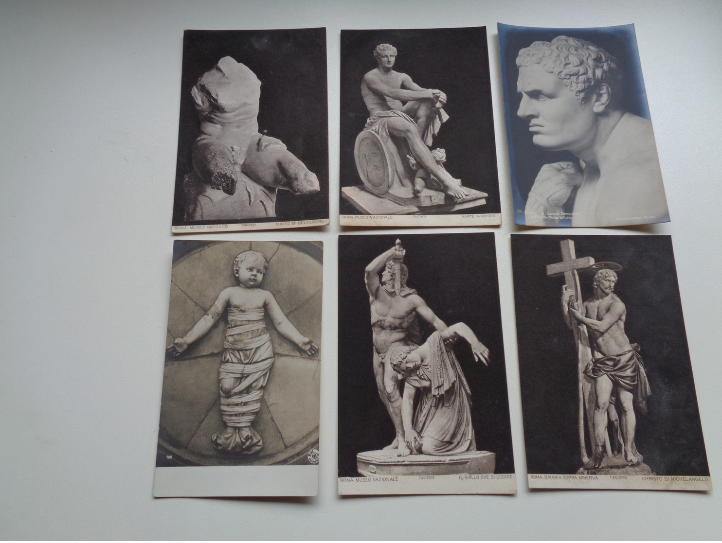 Beau Lot De 60 Cartes Postales De Sculptures  Sculpture  Statue        Mooi Lot Van 60 Postkaarten Sculpturen  Sculptuur - 5 - 99 Postkaarten