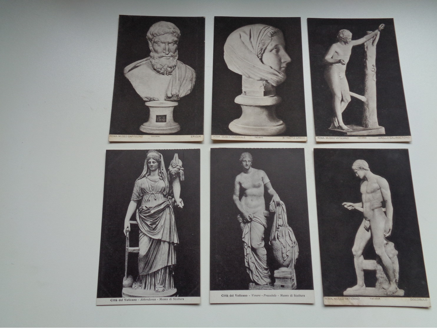 Beau lot de 60 cartes postales de sculptures  sculpture  statue        Mooi lot van 60 postkaarten sculpturen  sculptuur