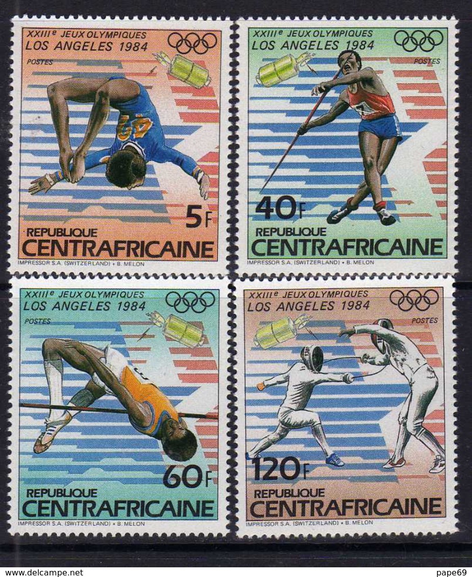 Centrafricaine N° 587 / 90 XX Jeux Olympiques Los Angeles 1984. La Série Des 4 Valeurs Sans Charnière, TB - Central African Republic