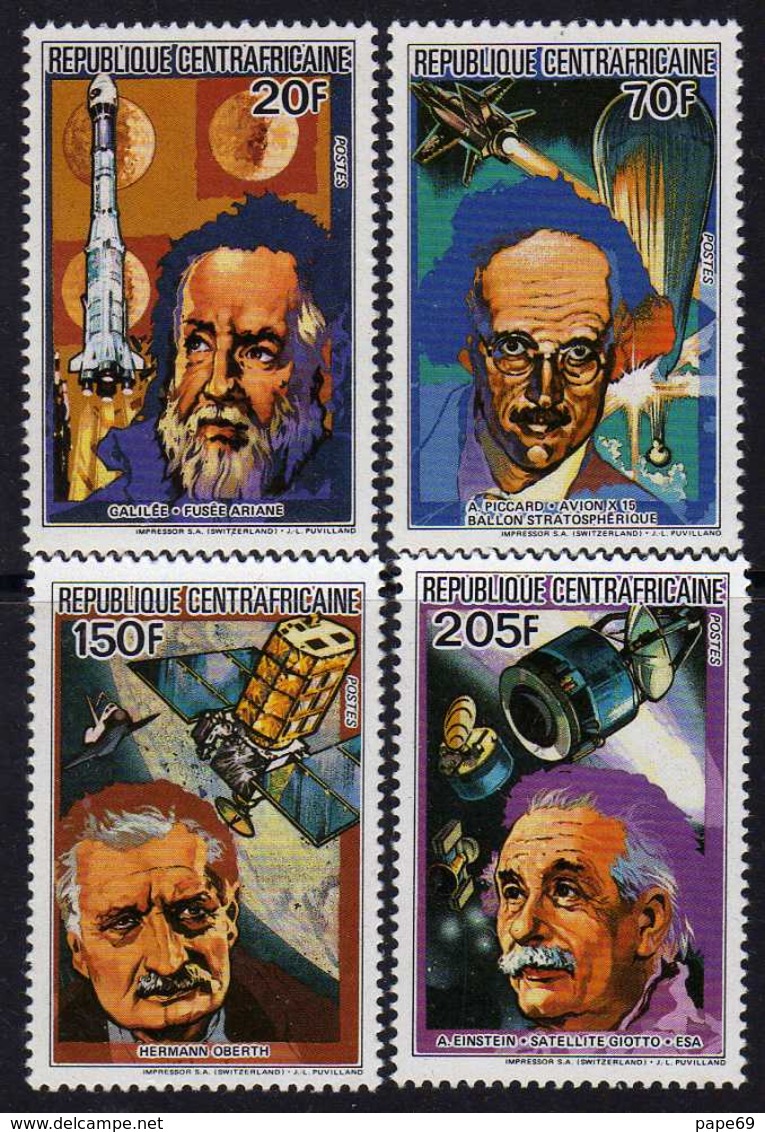 Centrafricaine  N° 630 / 33 XXPersonnages Célèbres Et Engins Spatiaux: La Série Des 4 Valeurs Sans Charnière, TB - Centrafricaine (République)