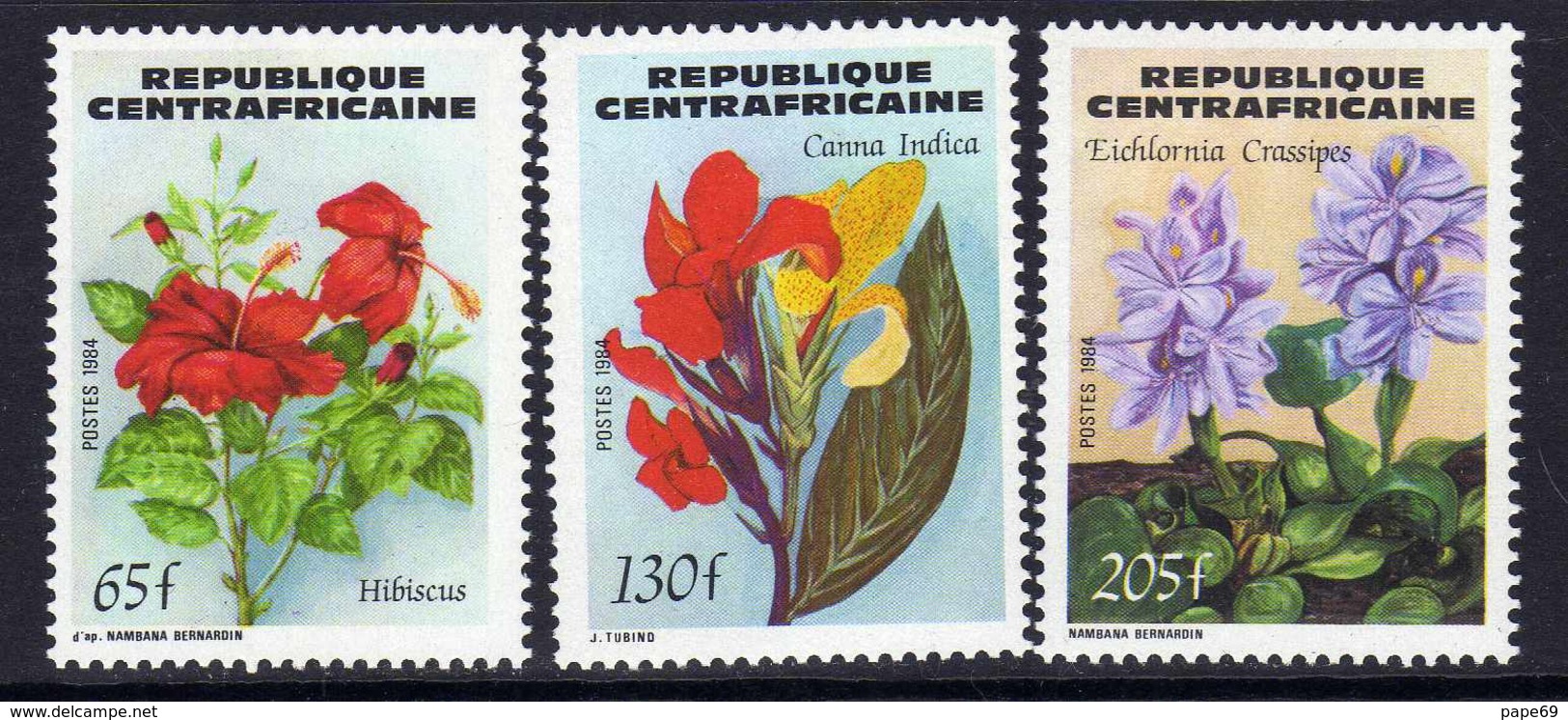 Centrafricaine N° 643 / 45 XX Flore : Fleurs. La Série Des 3 Valeurs Sans Charnière, TB - Centrafricaine (République)