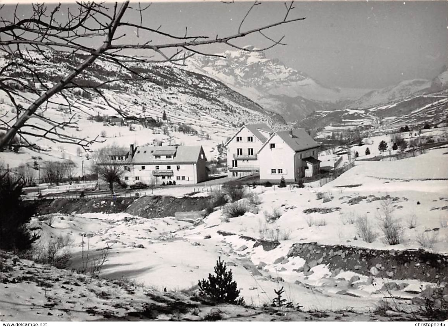 05 .n° 21945 . Saint Etienne En Devoluy .ecole De Neige . Vue Generale . Cpsm.10.5 X 15cm . - Saint Etienne En Devoluy