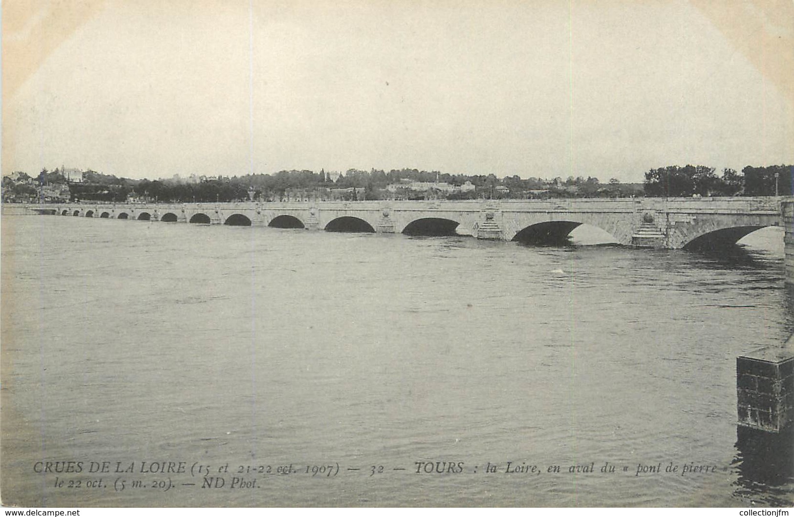 CPA FRANCE 37 "Tours, La Loire En Aval Du Pont De Pierre" - Tours