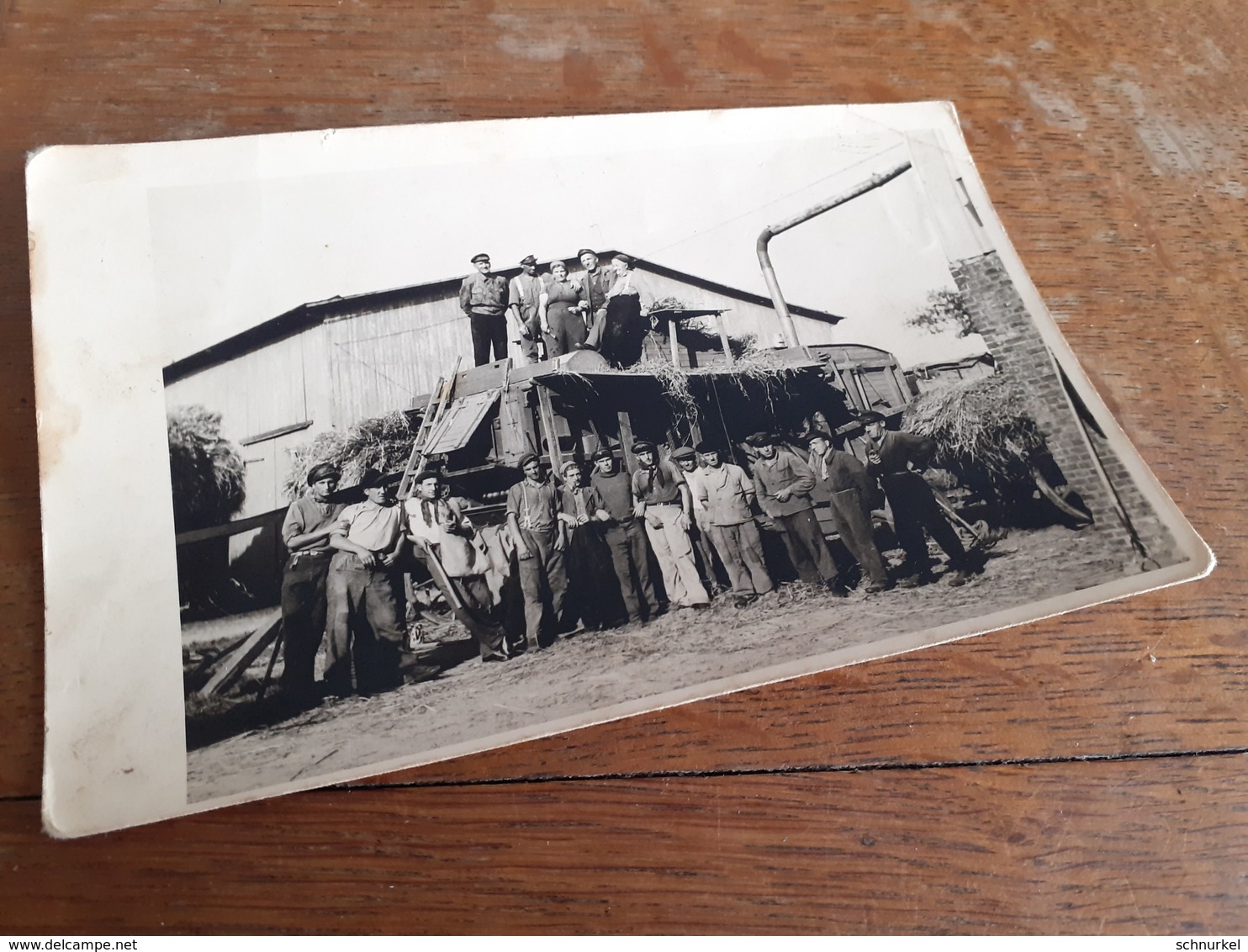 LANDWIRTSCHAFT IN DEUTSCHLAND DAZUMAL - RBEITSBRIGADE IN POSE - AELTERES BAUERNPAAR ON TOP - 30er - Anonyme Personen