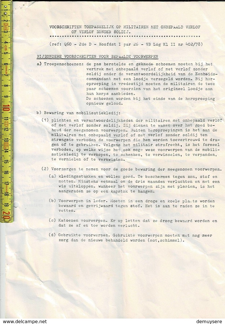 OD 372 - VELDARTILLERIESCHOOL BRASSCHAAT -  AF TE GEVEN KLEDIJ EN UITRUSTING - 1979 - - Documents