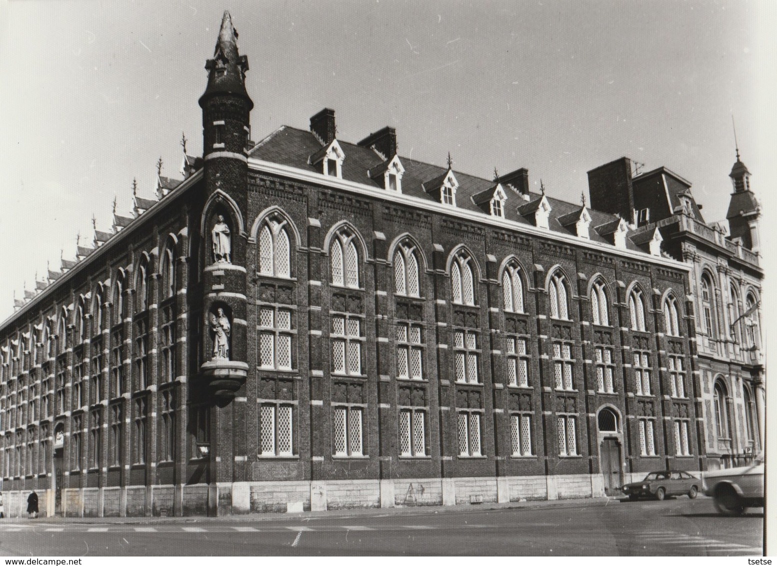 Boussu  - Orphelinat Du Sacré-Coeur - Bâtiment ... Photo Années 80 - Boussu