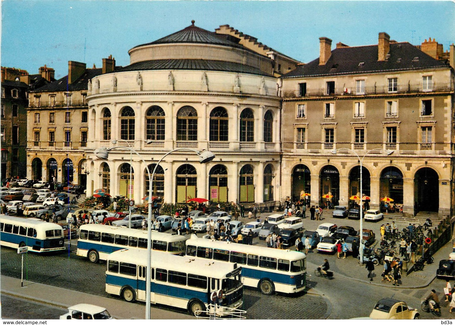 AUTOMOBILES RENNES BUS - Voitures De Tourisme