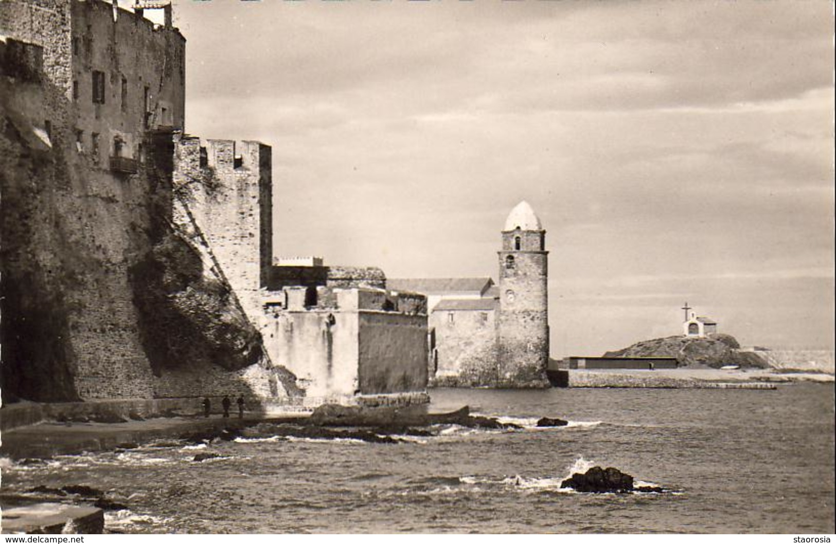 D66  COLLIOURE  Les Templiers, Le Clocher Et La Chapelle St-Vincent ..... ( Ref CC1013 ) - Collioure