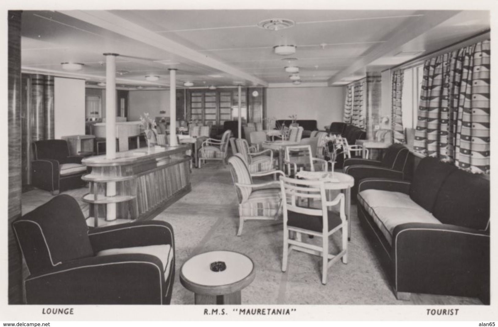 R.M.S. Mauretania Tourist Lounge Interior View,  C1940s/50s Vintage Postcard - Steamers