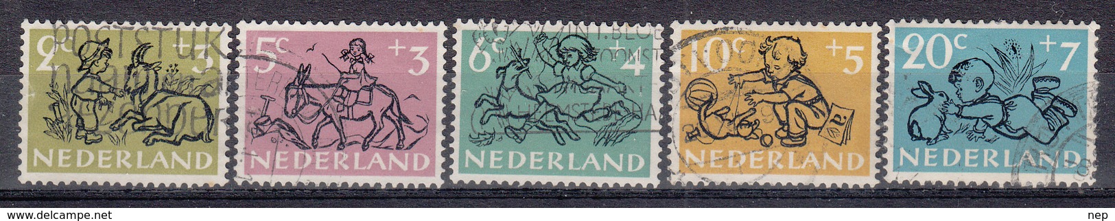 NEDERLAND - Michel - 1952 - Nr 601/05 - Gest/Obl/Us - Used Stamps