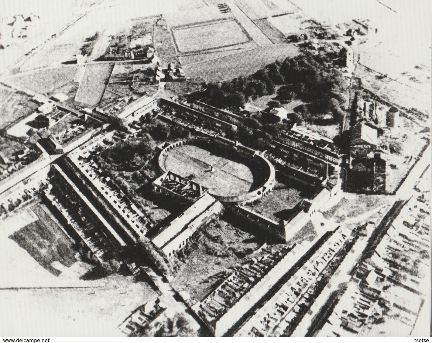 Hornu - Grand Hornu - Vue Aérienne ... Photo Années 80 - Boussu