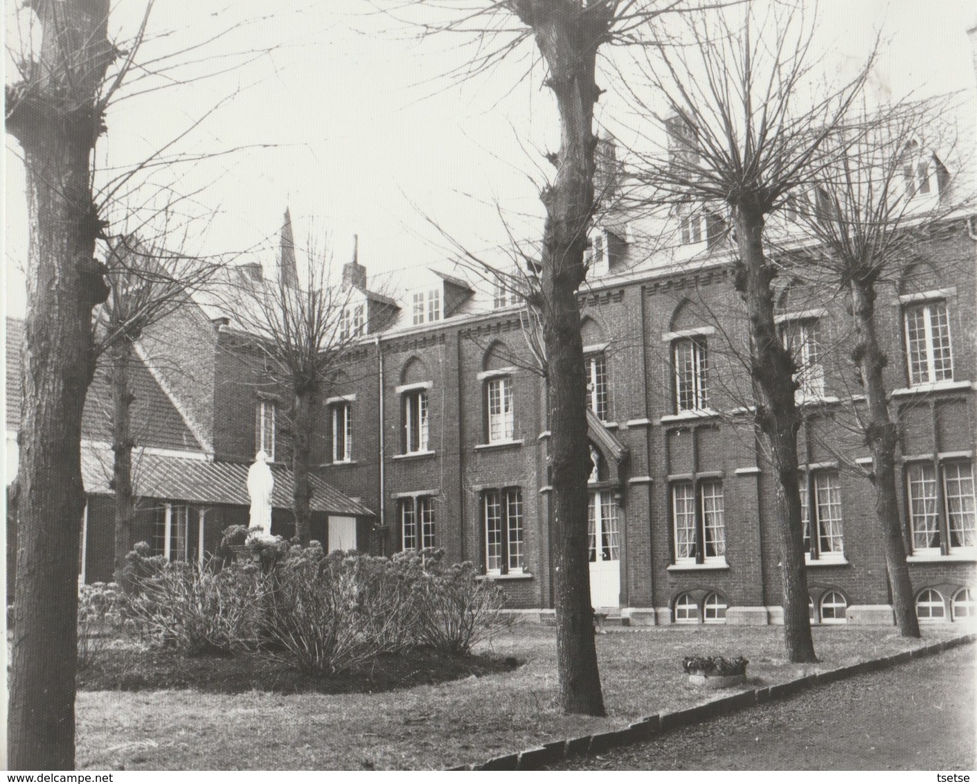 Boussu-Bois - Couvent Saint-Joseph ... Photo Années 80 - Boussu