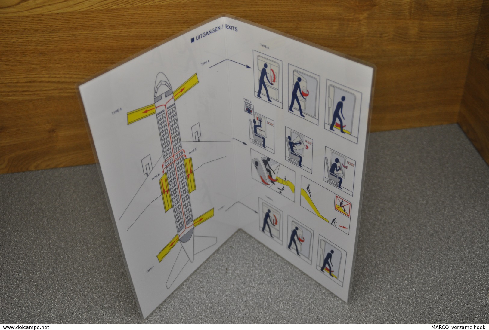 Safety Card Martinair A320 - Veiligheidskaarten