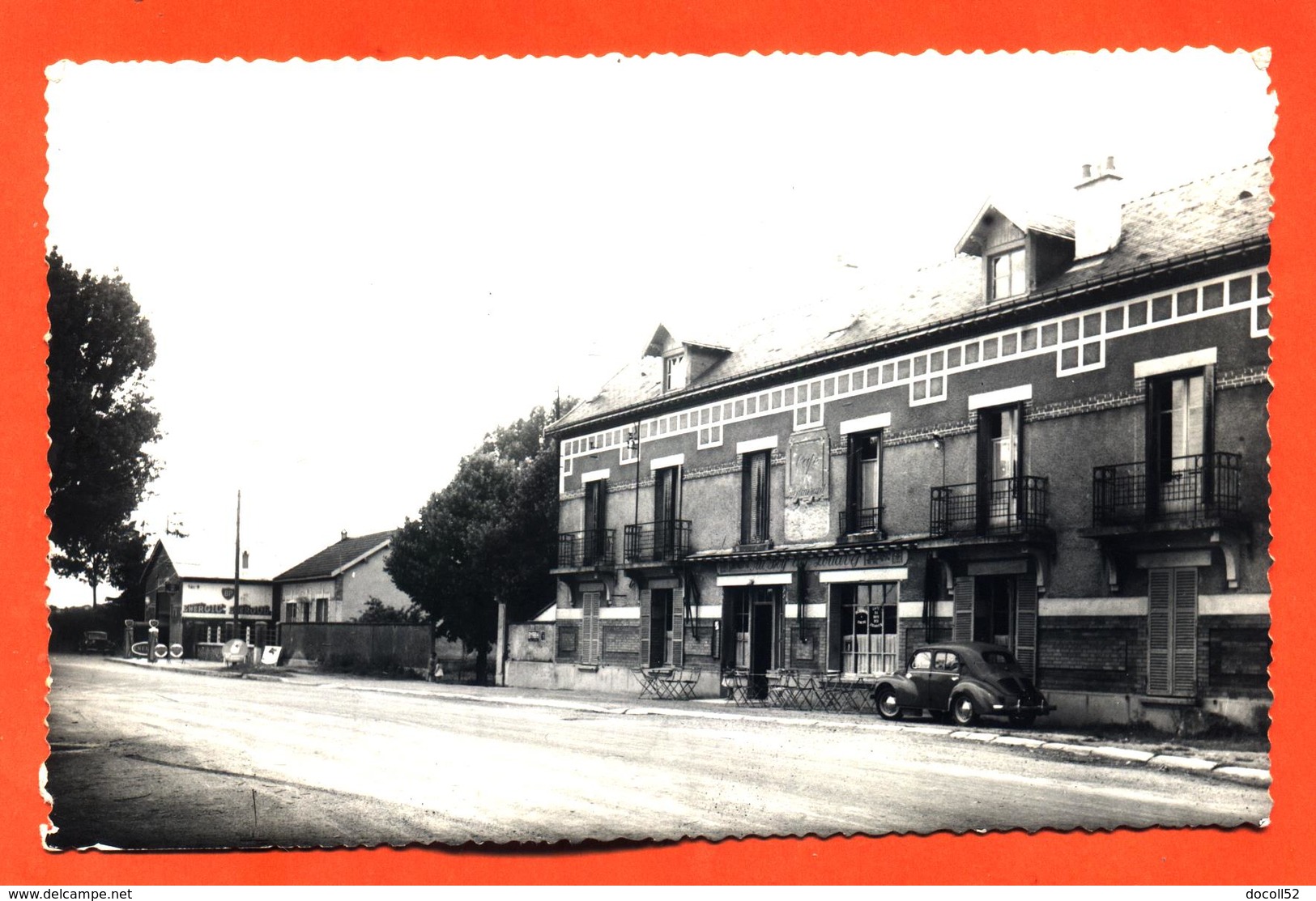 CPSM PF 51 Sillery " Café Louavej - Sant Titre " Renault 4CH - Sillery