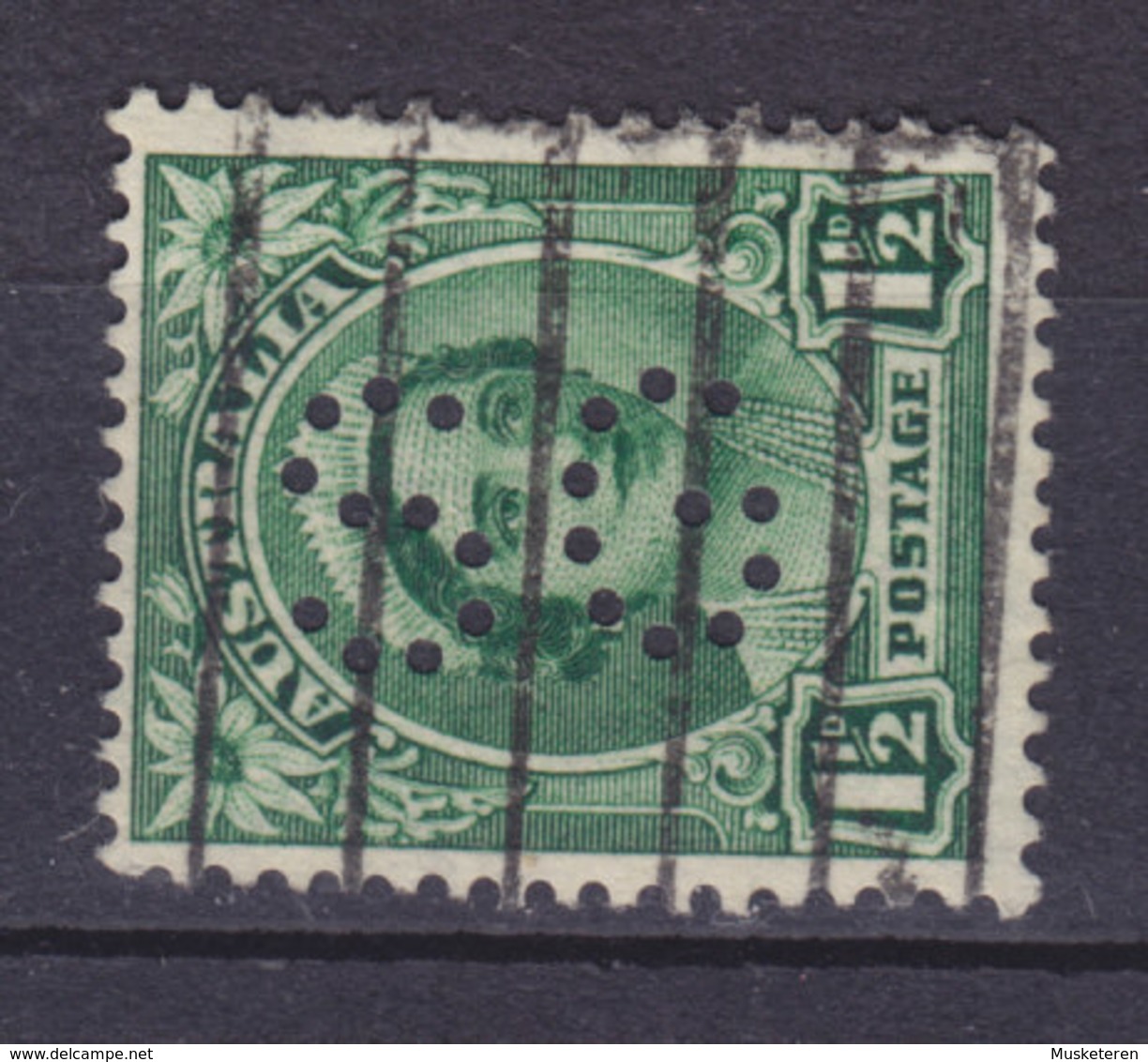 Australia Perfin Perforé Lochung 'SG' 1½d. Queen Elizabeth (2 Scans) - Perforadas