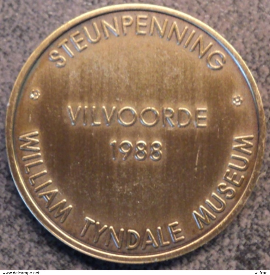 4087 A.M.B.R.E. Vilvoorde Steunpenning William Tyndale Museum 1988 - Fichas De Municipios