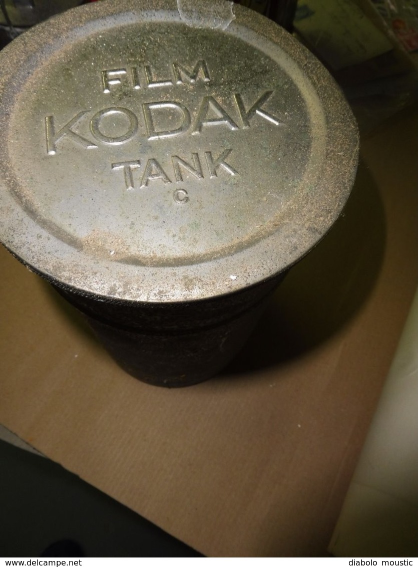 Boite Ancienne Pour FILM KODAK TANK "C" - Materiale & Accessori