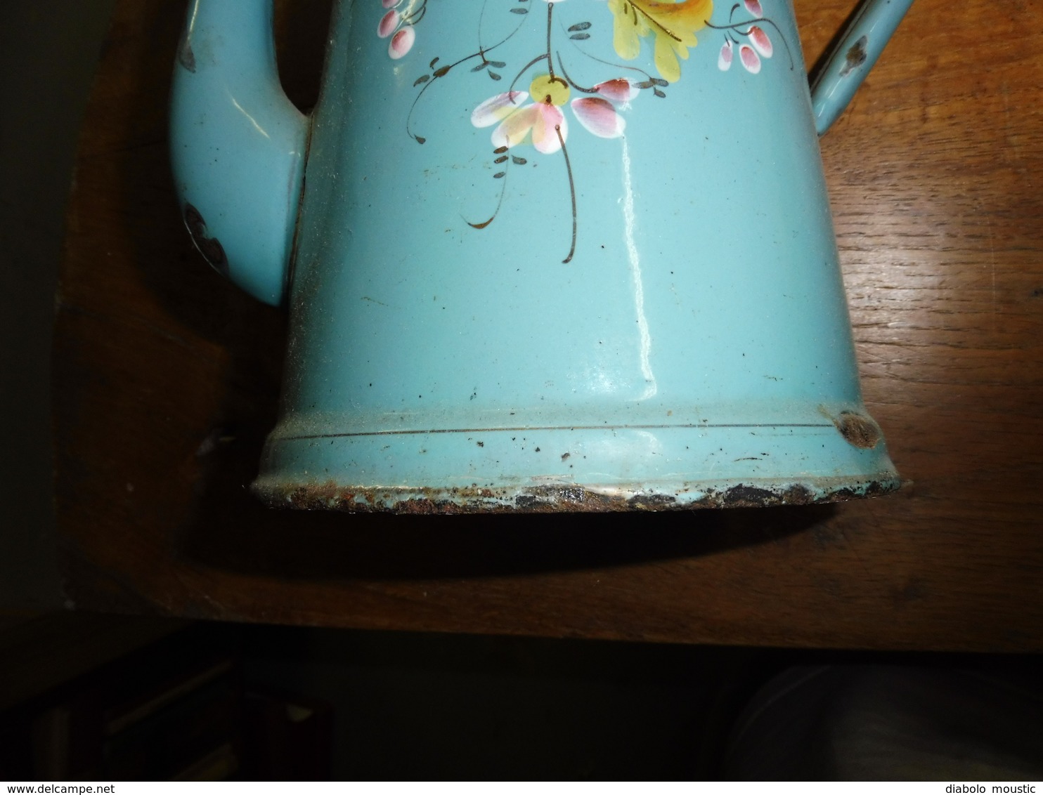 Cafetière Ancienne émaillée , Décor De Fleurs - Sonstige & Ohne Zuordnung