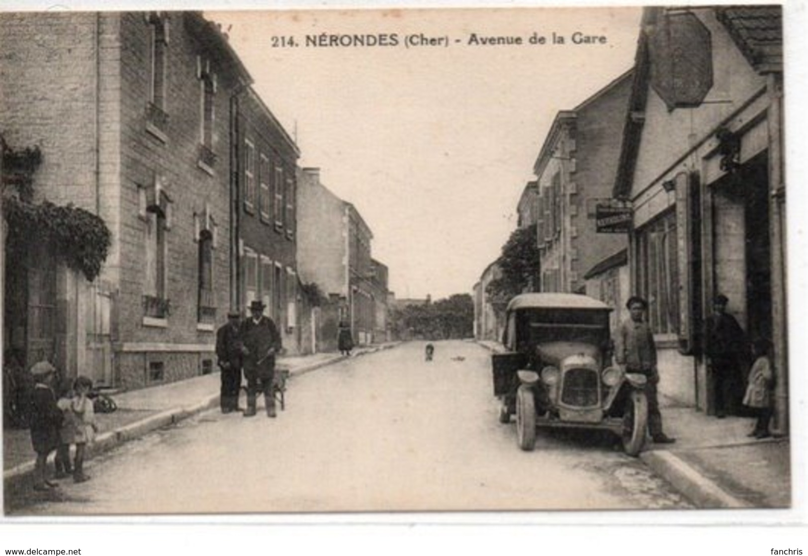 Nérondes-Avenue De La Gare - Nérondes