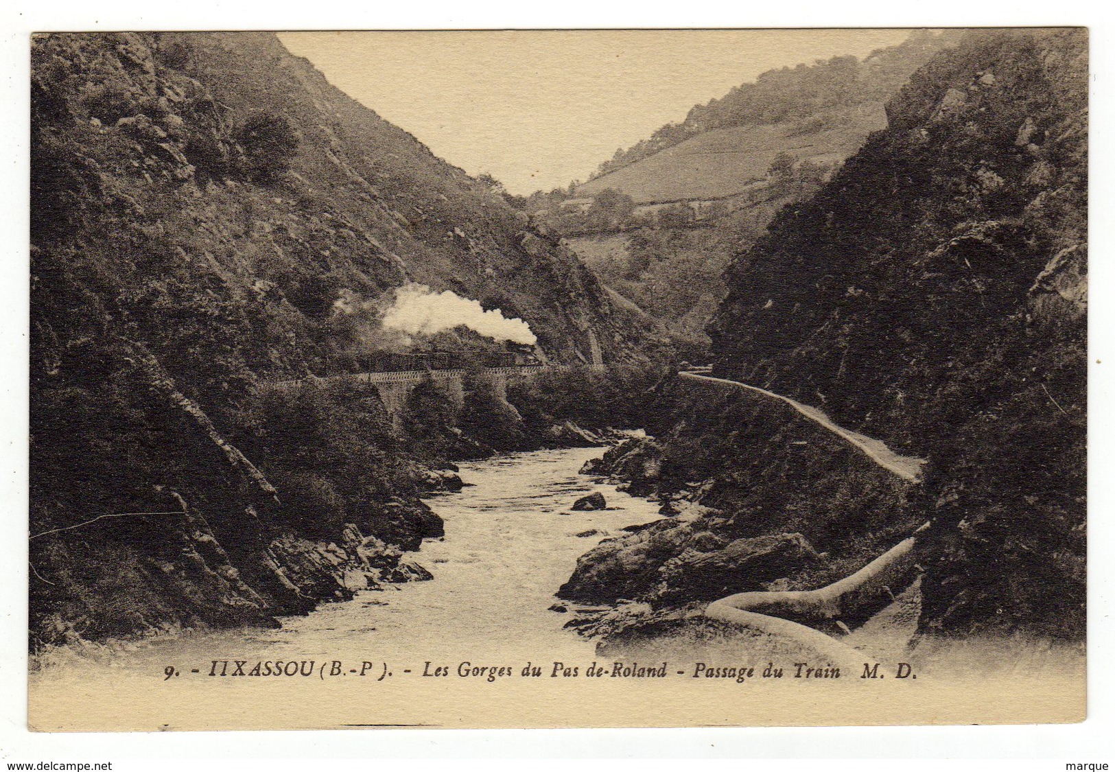 Cpa N° 9 ITXASSOU Les Gorges Du Pas De Roland Passage Du Train - Itxassou