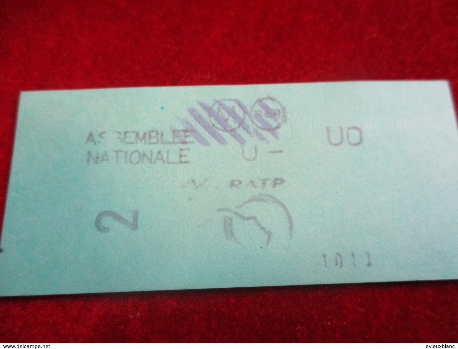 1 Ticket Ancien /RATP SNCF/ 2émeClasse  / ASSEMBLEE NATIONALE  /vers 1990  TCK7 - Europa