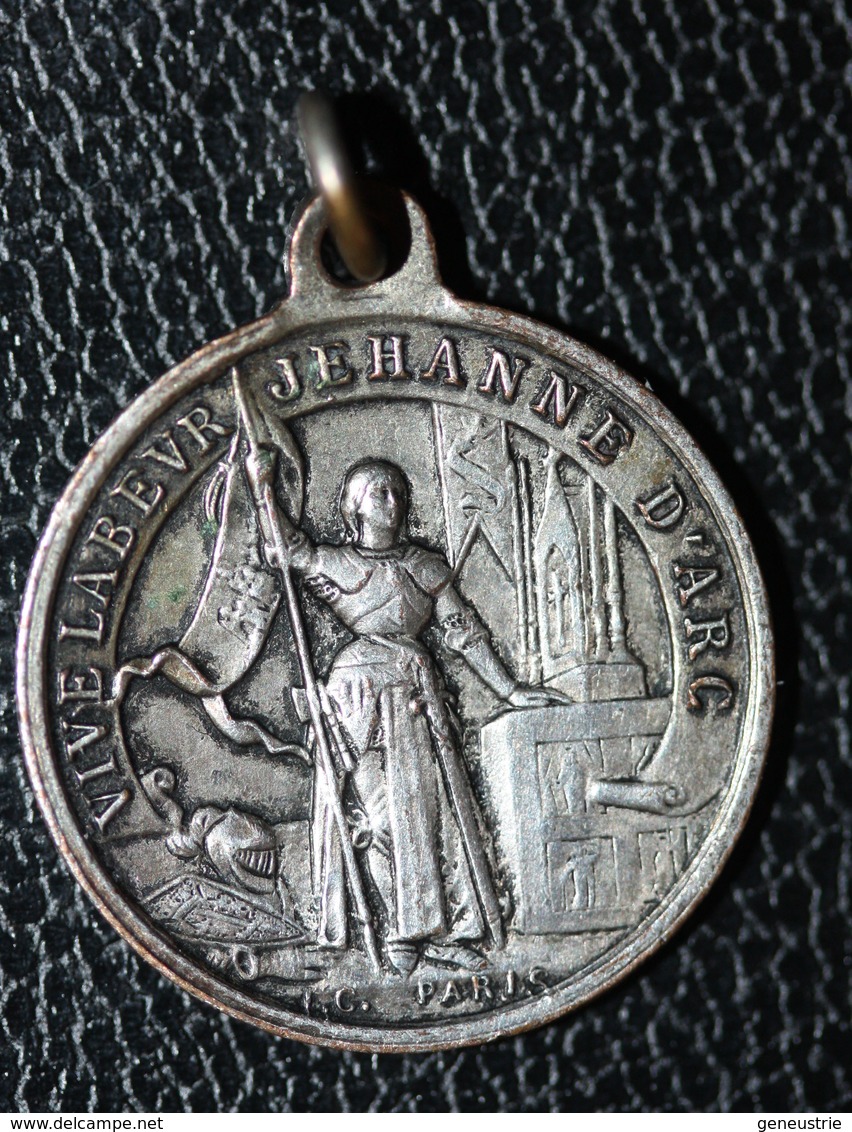 Pendentif Médaille Religieuse Début XXe "Jeanne D'Arc" Religious Medal - Religion & Esotérisme