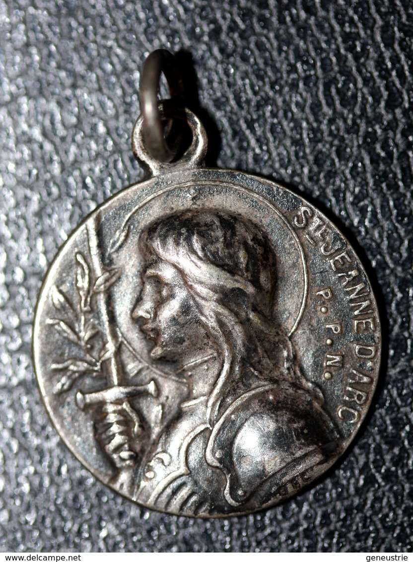 Pendentif Médaille Religieuse Début XXe "Sainte Jeanne D'Arc" Religious Medal - Religione & Esoterismo