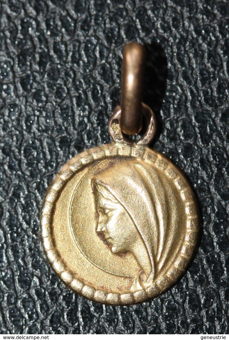 Pendentif Médaille Religieuse Or 750 "Sainte Marie" Gold Religious Medal - Religion & Esotérisme