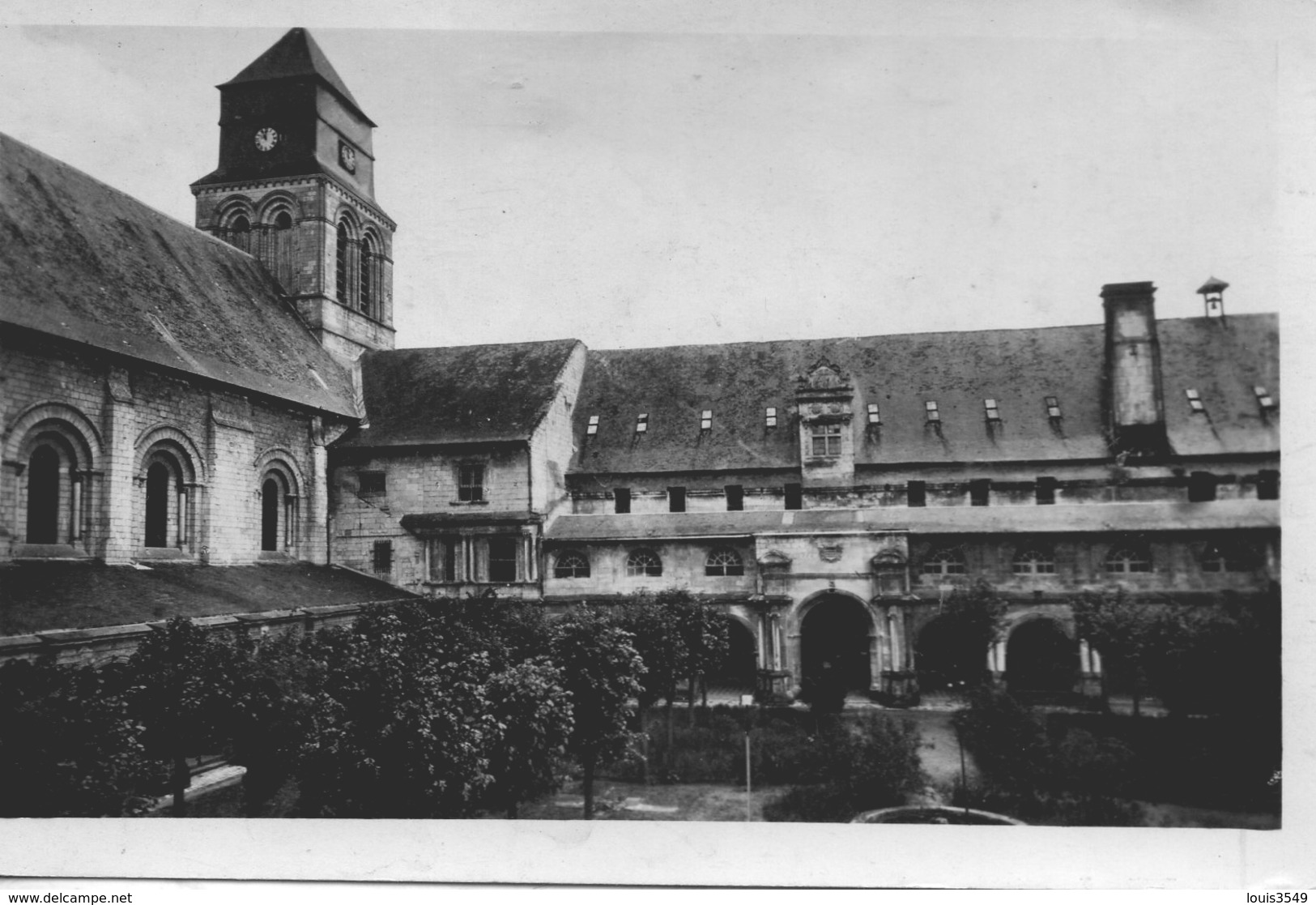 Fontevrault -    L' Abbaye  La  Cour Des  Choîtres. - Other & Unclassified