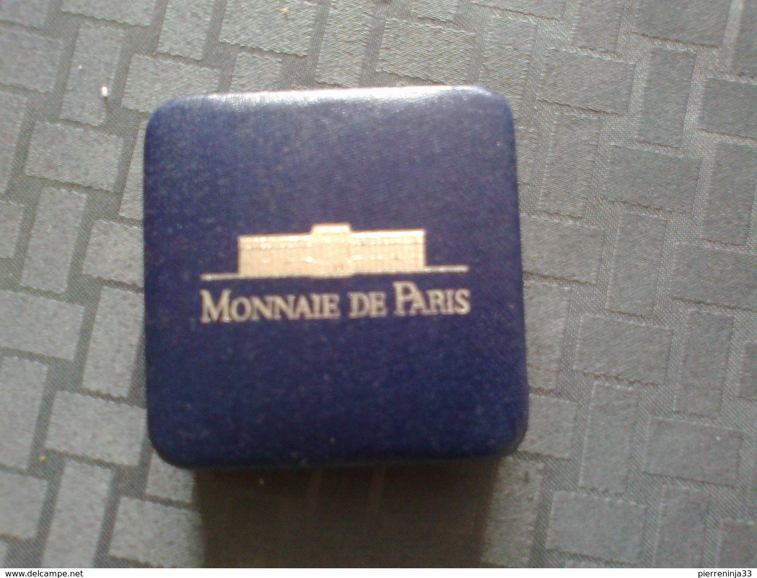 Monnaie Commémorative Argent B.U. Dans Sa Capsule Et écrin :100f 1993 Jean Moulin/ Résistance - Other & Unclassified