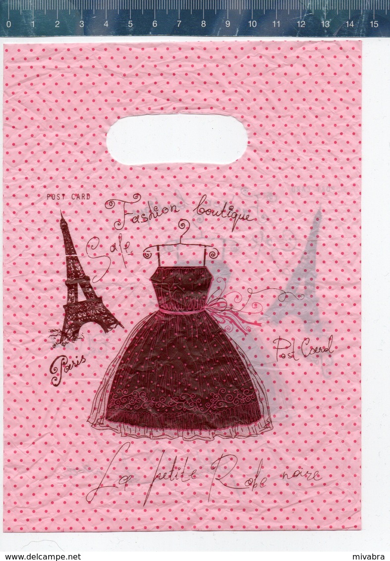 PARIS TOUR EIFFEL FASHION BOUTIQUE LA PETITE ROBE NOIRE (small Plastic Bag - Petit Sac En Plastique) - Autres & Non Classés