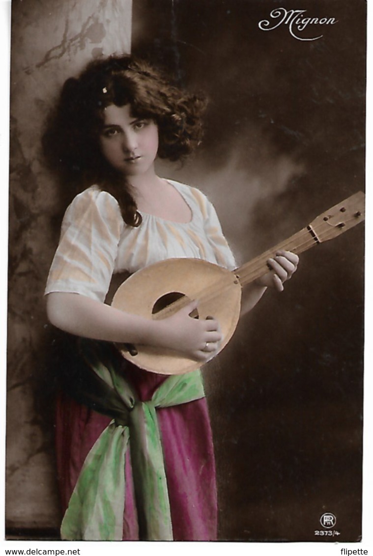 L170A809 -  Portrait De Jeune Femme, Une Mandoline à La Main, "Mignon"   PRH N°2373/4 - Femmes